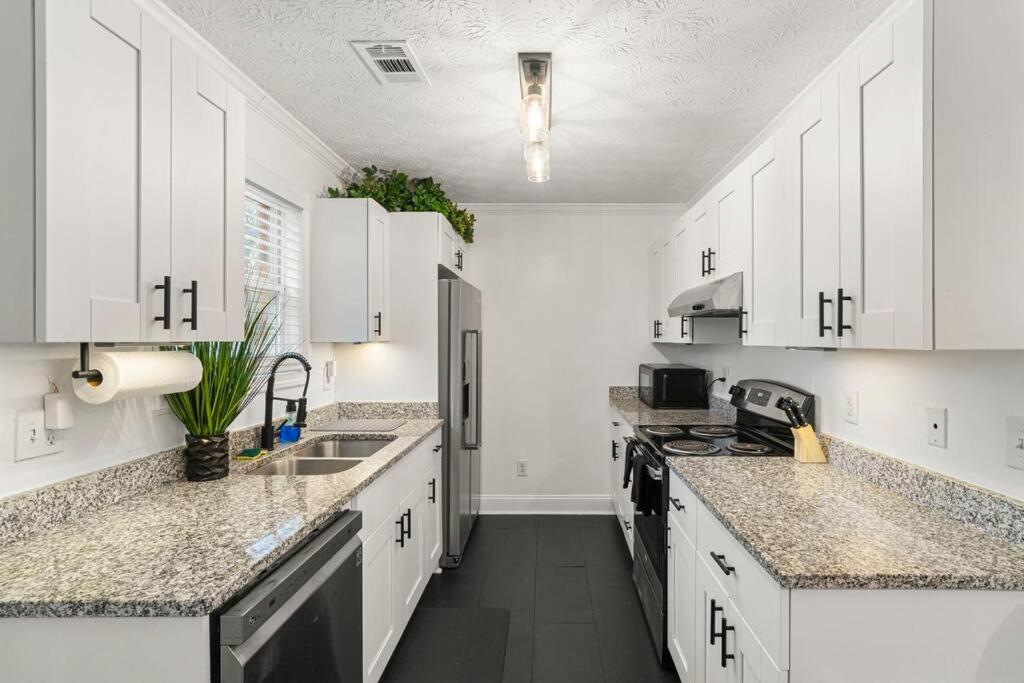 Modern 3Bd,2Ba Townhome Near Stadiums In Metro-Atl Atlanta Bagian luar foto